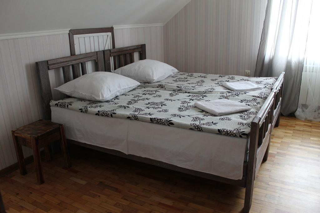 Usadba Slavnaya Hotel Mukhavets Bilik gambar